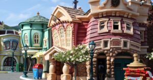 ディズニーランドの意外なところに落とし物をする夫